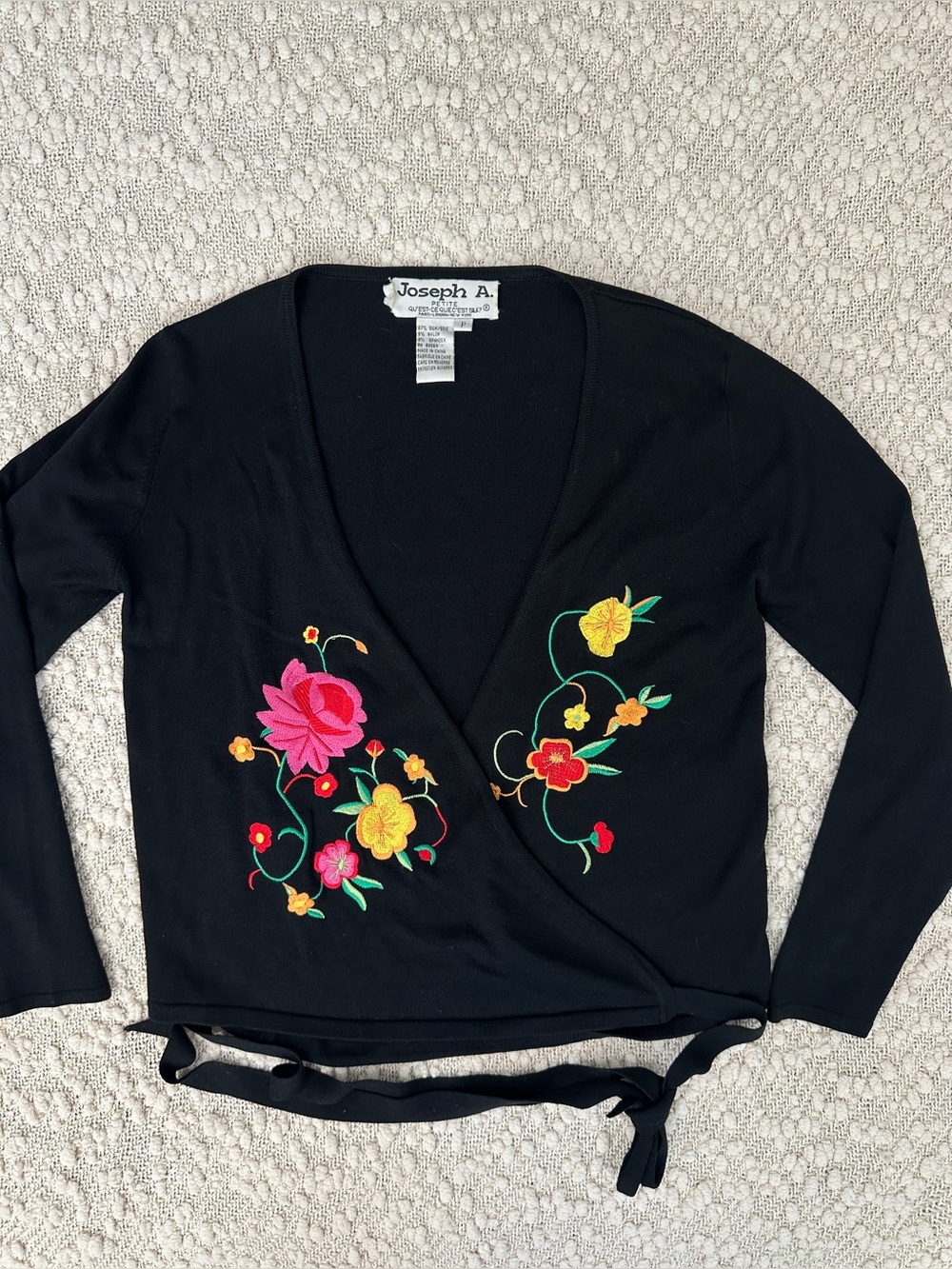Vintage Joseph A Silk Blend Floral Embroidered Wrap Top Cardigan Petite Black P